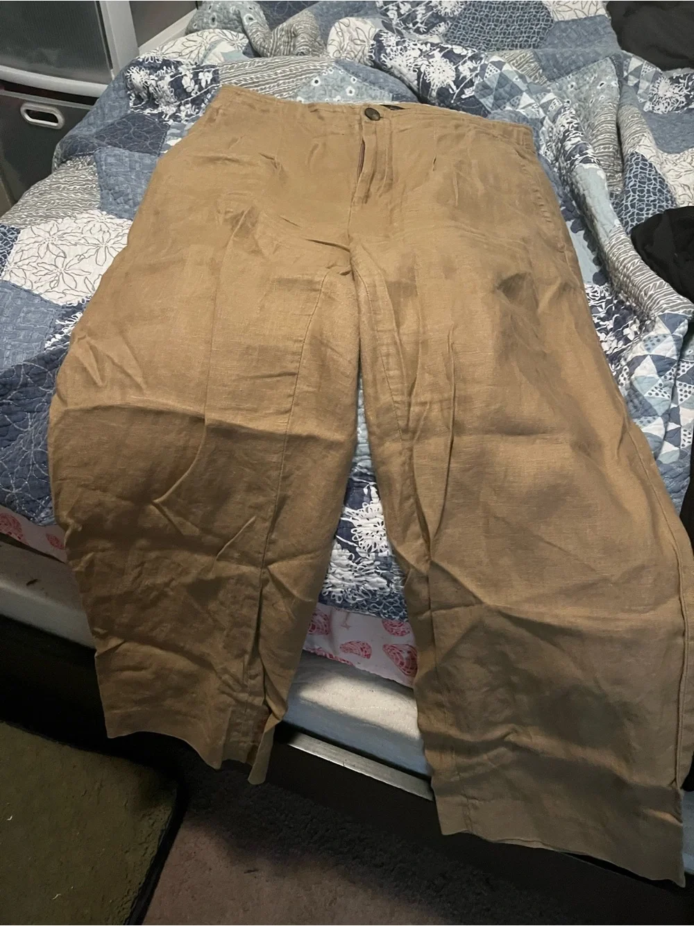 Lightweight Linen Khaki pants